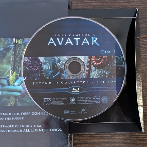 LIKE NEW Avatar Extended Blu-Ray Collector's Edition (3 disc set), James Cameron - Picture 10 of 16